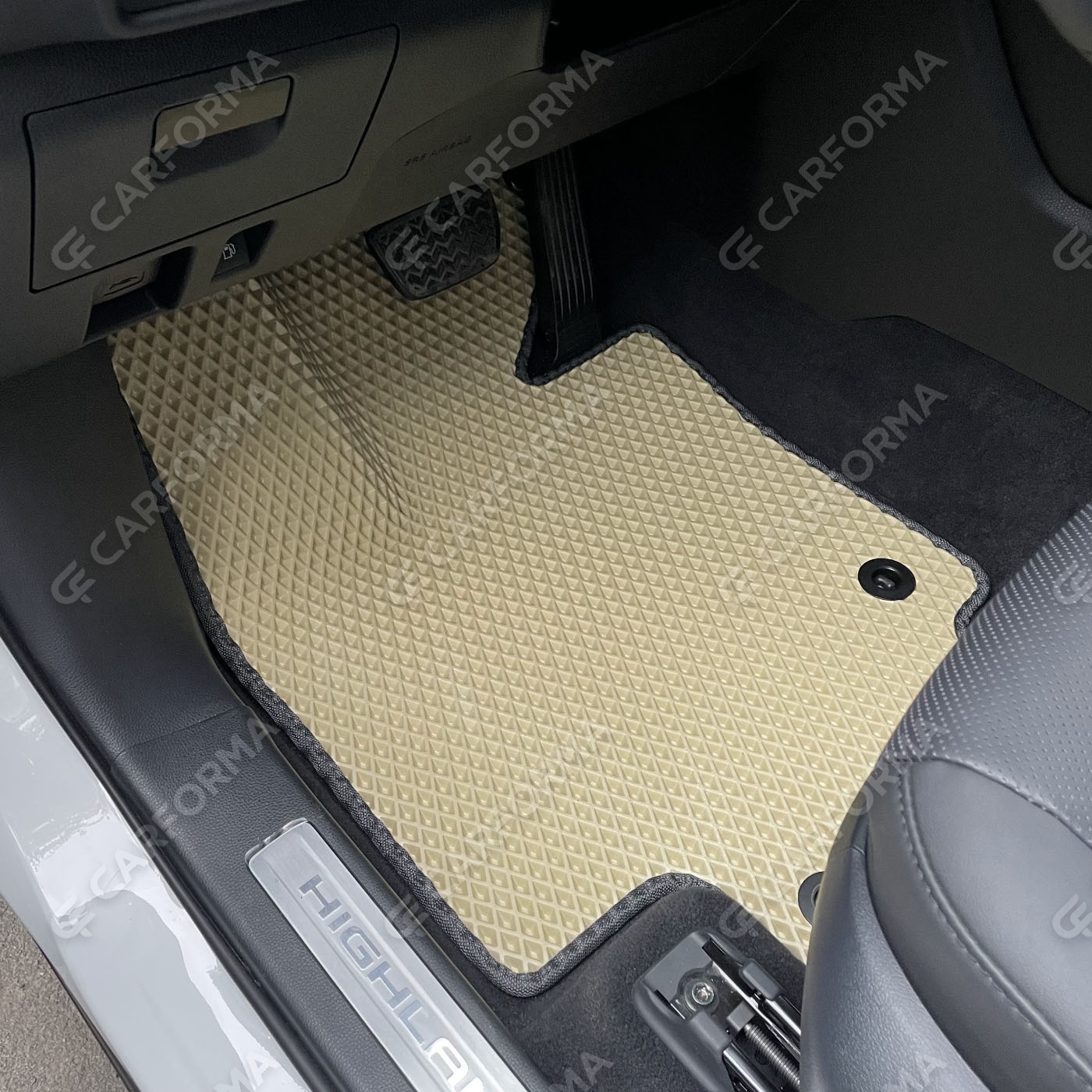 Ворсовые коврики на Toyota Highlander IV 2019&nbsp;-&nbsp;2026 в Омске