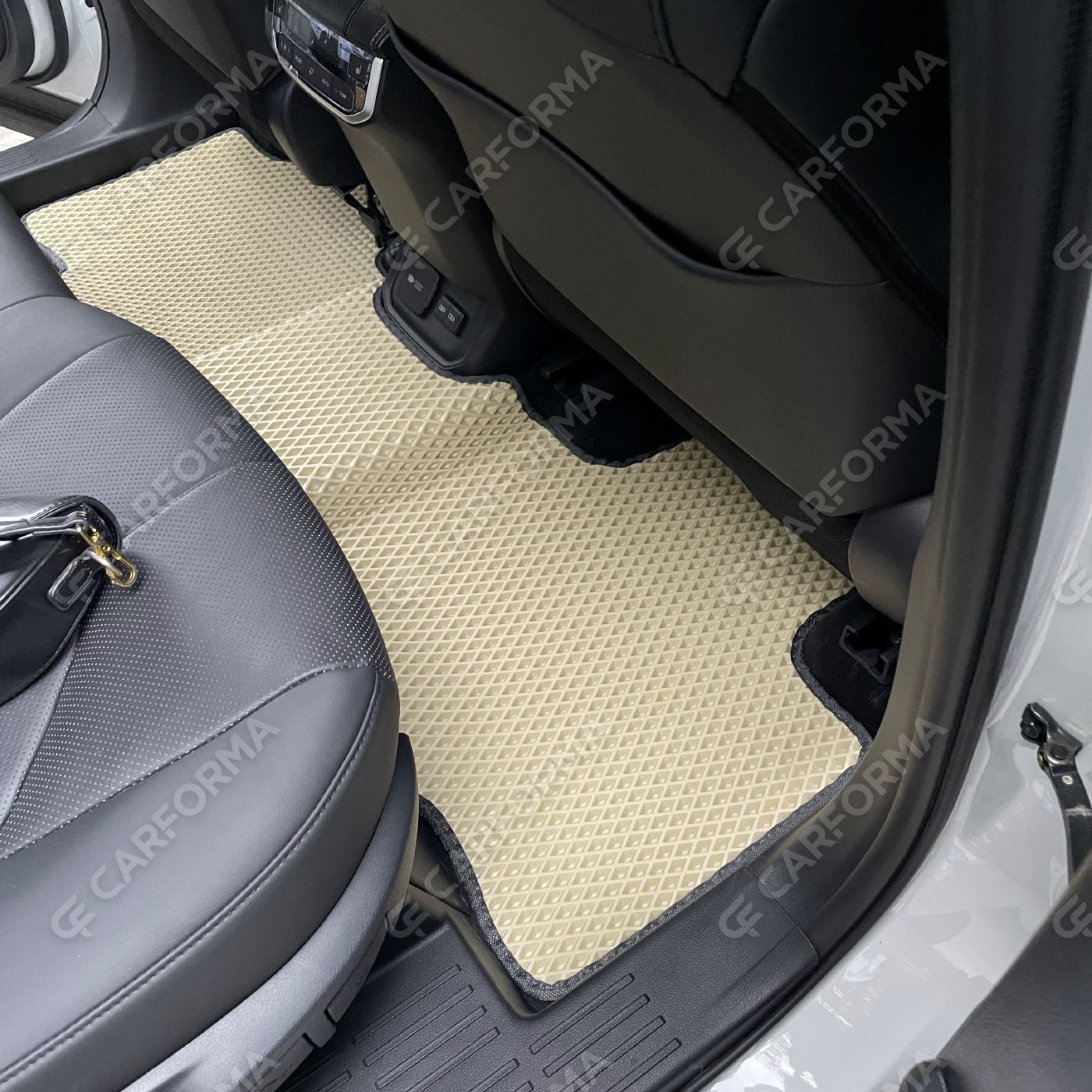 Ворсовые коврики на Toyota Highlander IV 2019&nbsp;-&nbsp;2026 в Омске