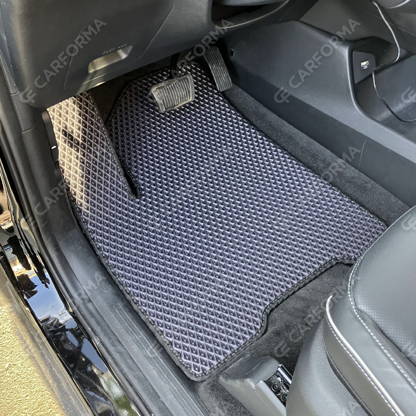 Ворсовые коврики на Hyundai Custo 2021&nbsp;-&nbsp;2026 в Омске