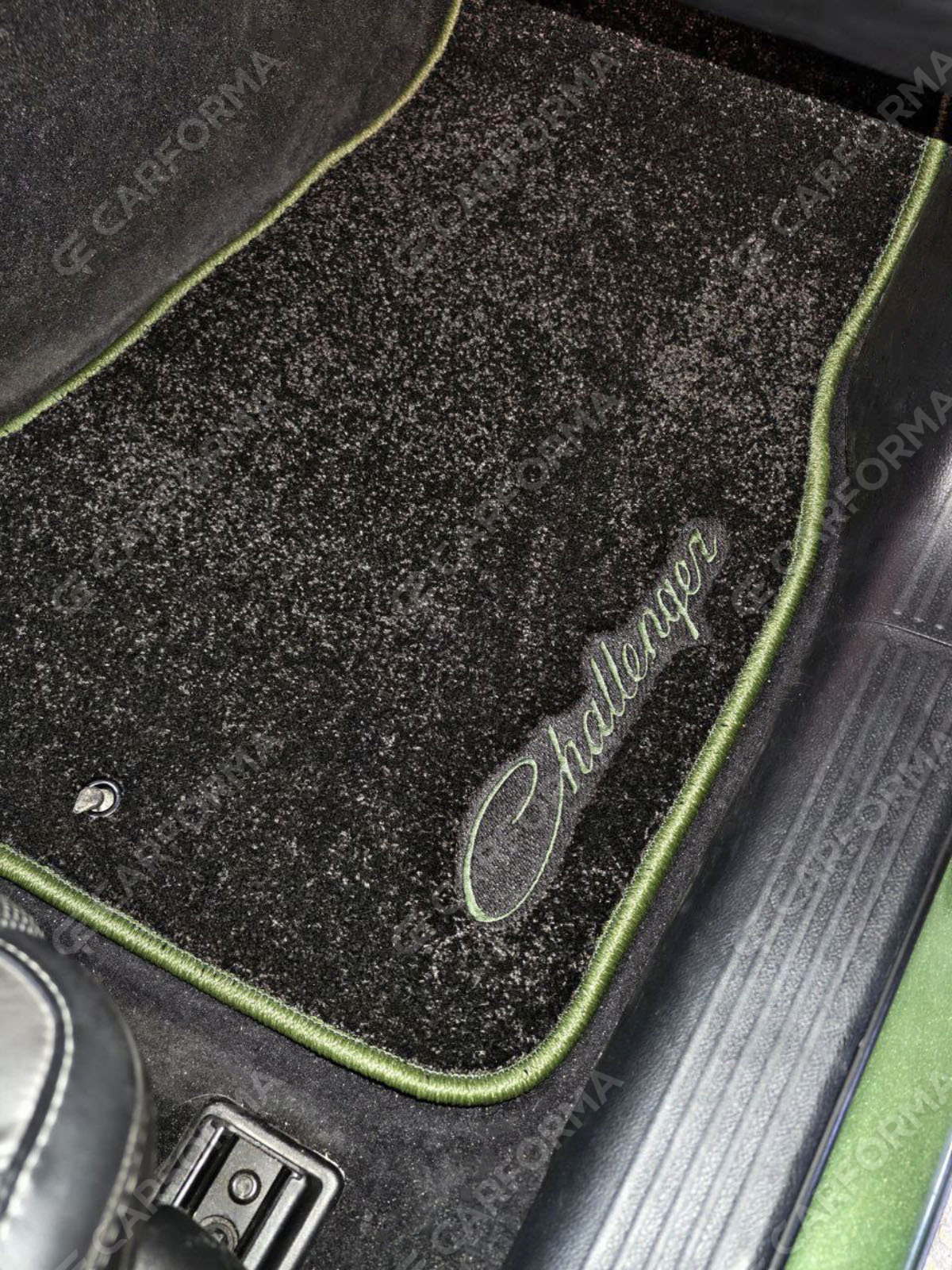 Ворсовые коврики на Dodge Challenger III 2008&nbsp;-&nbsp;2023 в Омске