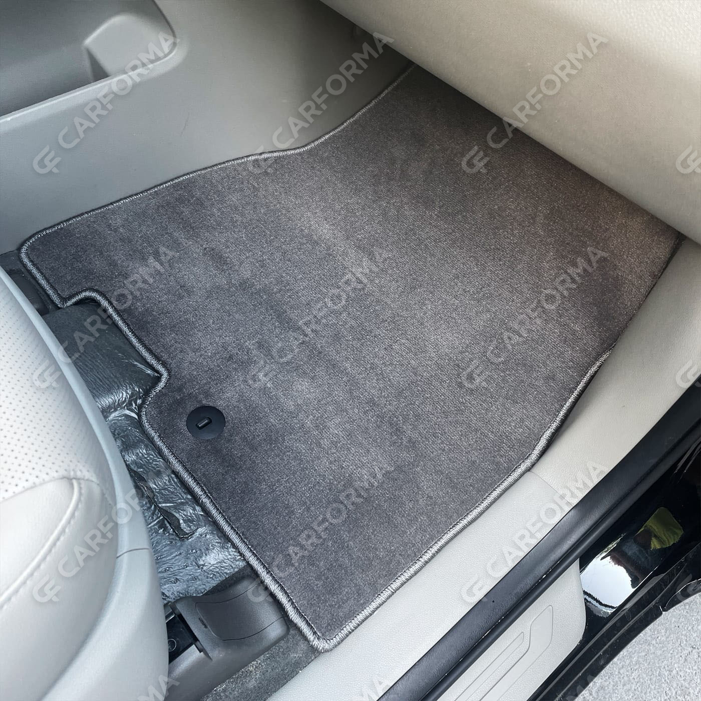 Ворсовые коврики на KIA Carnival III 9 мест и 11 мест 2014&nbsp;-&nbsp;2021 в Омске