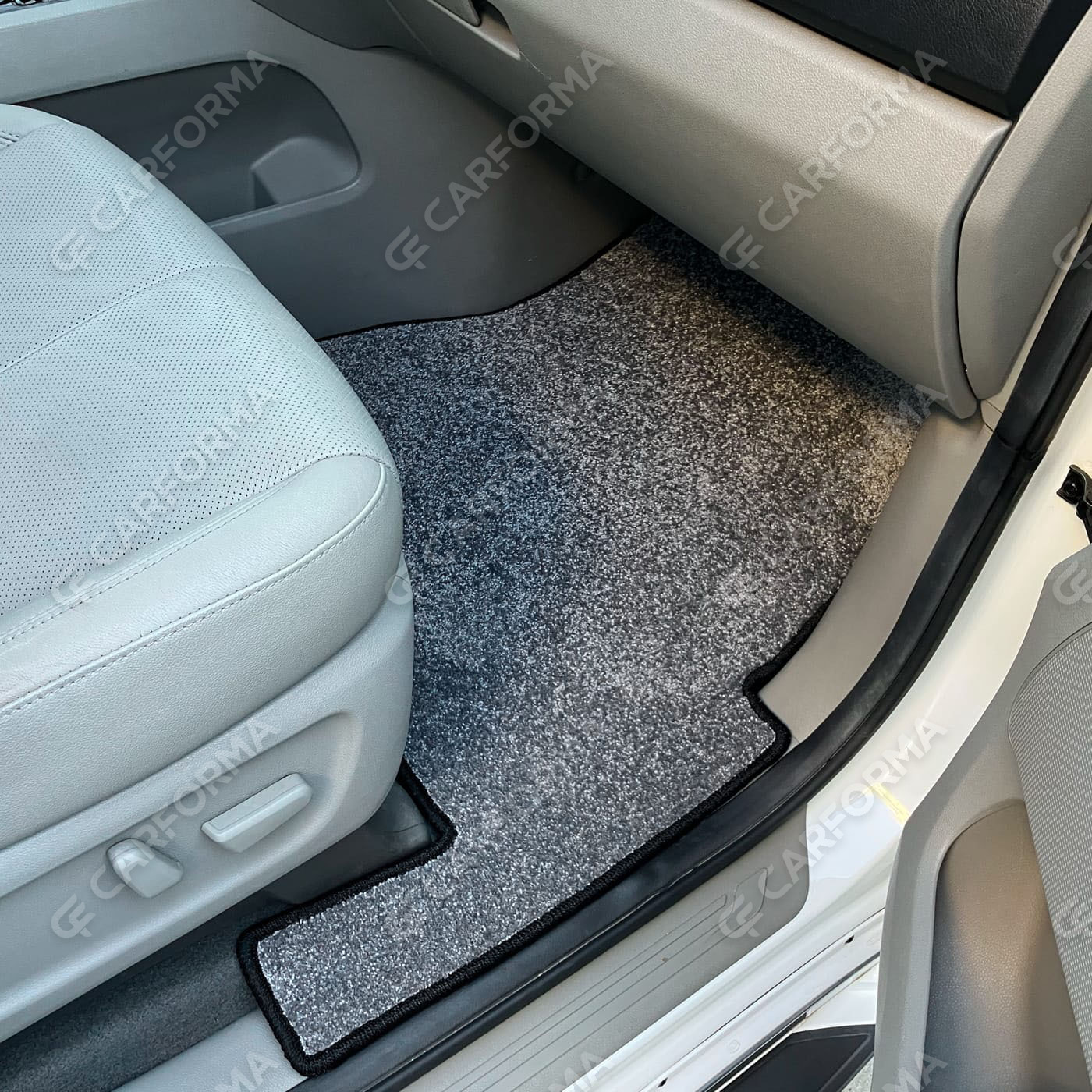 Ворсовые коврики на KIA Carnival III 7 мест 2014&nbsp;-&nbsp;2021 в Омске