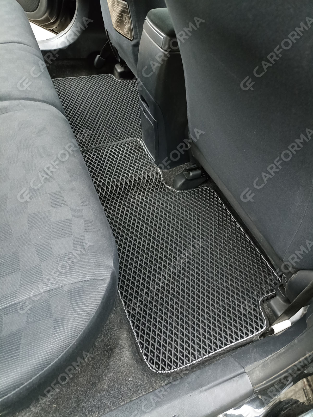 Ворсовые коврики на Toyota Corolla Fielder (E14) 2006&nbsp;-&nbsp;2012 в Омске