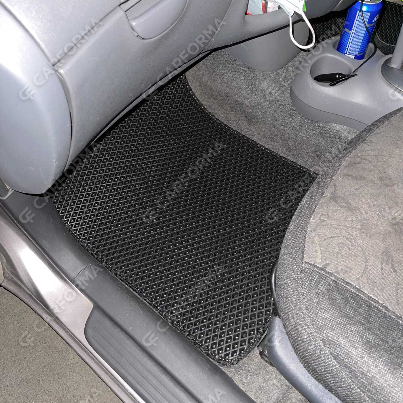 Ворсовые коврики на Toyota Vitz I 1998&nbsp;-&nbsp;2005 в Омске