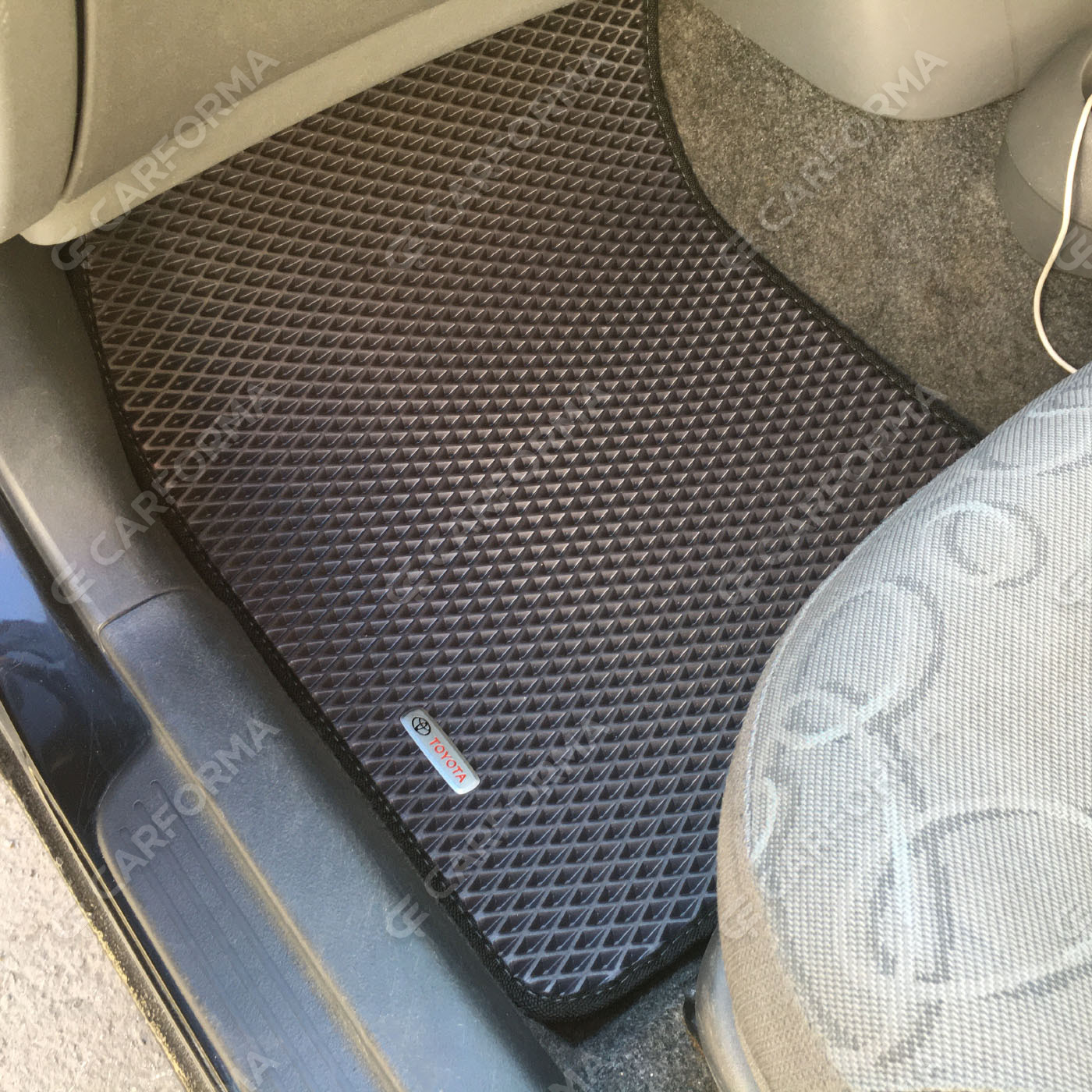 Ворсовые коврики на Toyota Vitz I 1998&nbsp;-&nbsp;2005 в Омске