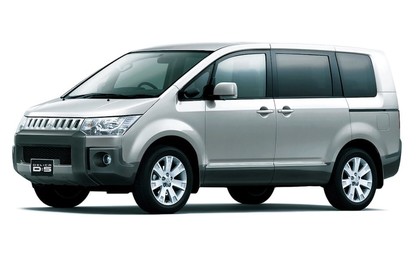 Коврики на Mitsubishi Delica D:5 2007 - 2025 в Омске
