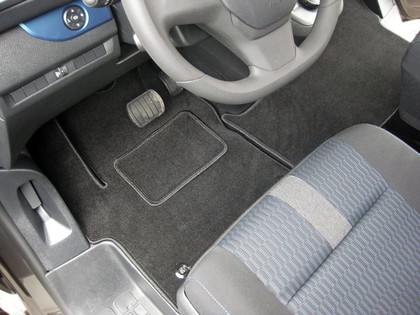 Коврики на Peugeot Traveller 2016 - 2025 в Омске