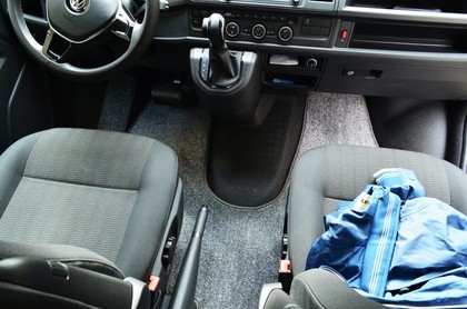 Коврики на Volkswagen Caravelle (T6) 2015 - 2019 в Омске