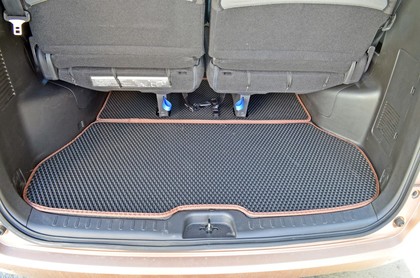 Коврики на Nissan Serena (C26) 2010 - 2016 в Омске