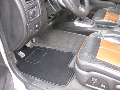 Коврики на Hummer H3 2005 - 2010 в Омске