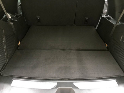 Коврики на Chevrolet Tahoe V 2019 - 2025 в Омске