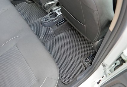 Коврики на Renault Duster I 2011 - 2021 в Омске