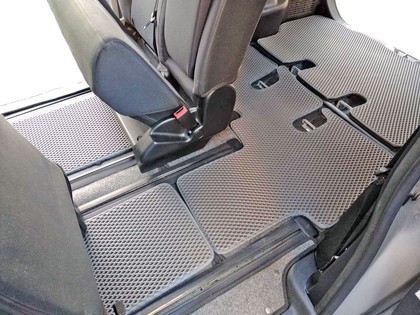 Ворсовые коврики на Toyota Esquire (R80) 2014 - 2021 в Омске