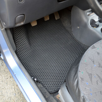 Ворсовые коврики на Chevrolet Spark I 1998 - 2018 в Омске Ворсовые коврики на Chevrolet Spark I 1998 - 2018 в Омске