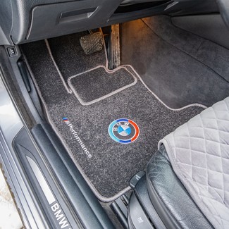 Коврики на BMW 5 (F10/F11) 2010 - 2017 в Омске