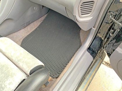 Коврики на Mitsubishi Eclipse II 1994 - 1999 в Омске