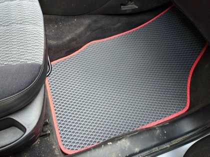 Коврики на Peugeot 307 2001 - 2008 в Омске