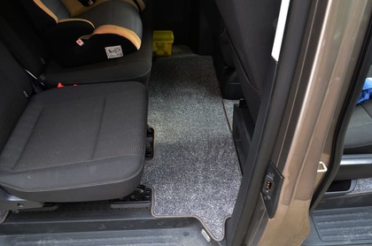 Коврики на Volkswagen Caravelle (T5) 2003 - 2015 в Омске