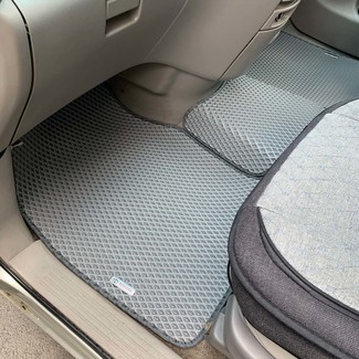 Коврики на Toyota Estima II 2000 - 2005 в Омске