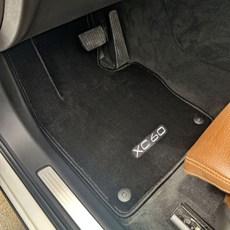 Коврики на Volvo XC60 II 2017 - 2025 в Омске