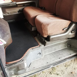 Ворсовые коврики на Toyota Hiace (H100) 1989 - 2005 в Омске