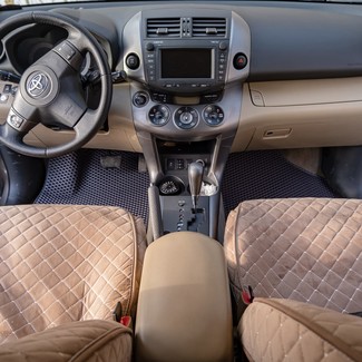 Коврики на Toyota Rav4 III 2006 - 2013 в Омске