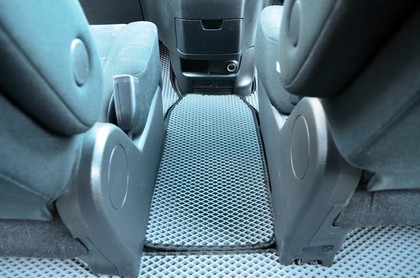 Коврики на Nissan Serena (C26) 2010 - 2016 в Омске