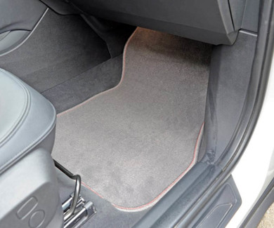 Коврики на BMW X1 (F48/F49) 2015 - 2022 в Омске