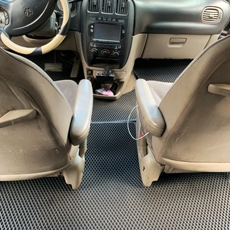 Коврики на Chrysler Voyager (RG) 2000 - 2008 в Омске