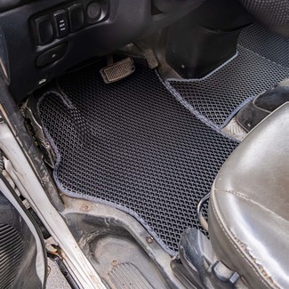 Коврики на Hyundai H1 I 1996 - 2007 в Омске