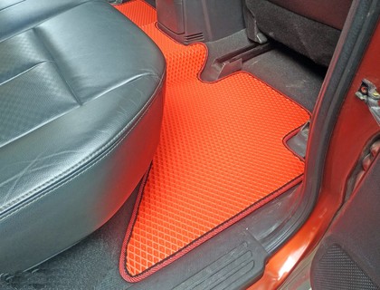 Коврики на Isuzu D-max II 2011 - 2021 в Омске