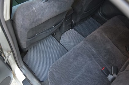 Ворсовые коврики на Toyota Allion I 2001 - 2007 в Омске
