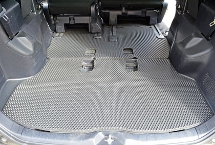 Коврики на Toyota Voxy (R80) 2014 - 2021 в Омске