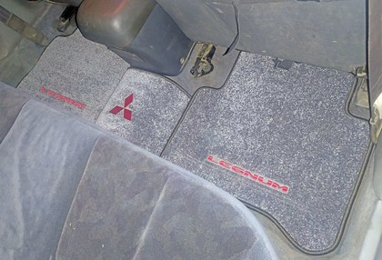 Ворсовые коврики на Mitsubishi Galant VIII 1996 - 2005 в Омске