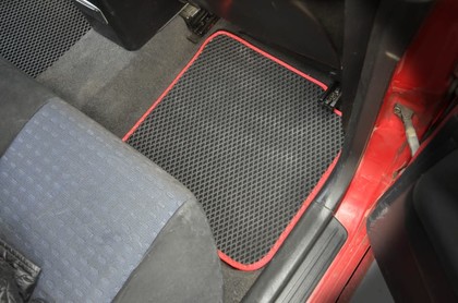 Коврики на Mitsubishi Lancer IX 2000 - 2010 в Омске