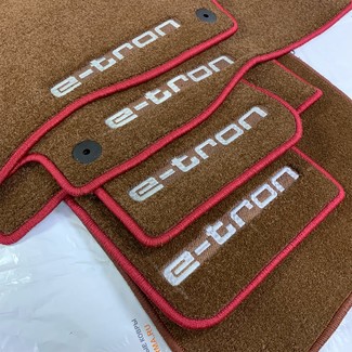 Коврики на Audi Q8 e-tron 2022 - 2025 в Омске