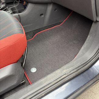 Ворсовые коврики на Opel Corsa D 2006 - 2014 в Омске Ворсовые коврики на Opel Corsa D 2006 - 2014 в Омске