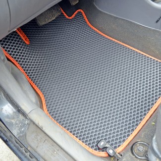 Коврики на Hyundai Accent 1999 - 2012 в Омске