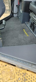 Коврики на Спецтехника Бульдозер Shantui DH24B3 XL  в Омске