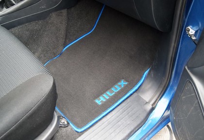 Коврики на Toyota Hilux VII 2008 - 2015 в Омске