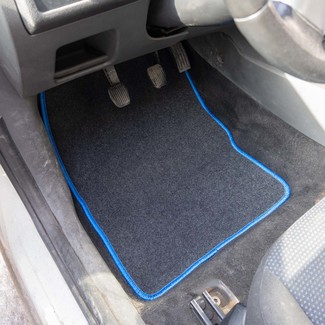 Коврики на Ford Focus II 2005 - 2011 в Омске