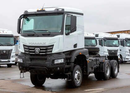 Ворсовые коврики на КамАЗ К5 узкая кабина 6595 2024&nbsp;-&nbsp;2026 в Омске