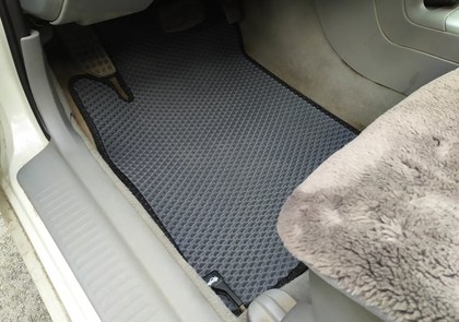Ворсовые коврики на Mitsubishi Galant VIII 1996 - 2005 в Омске