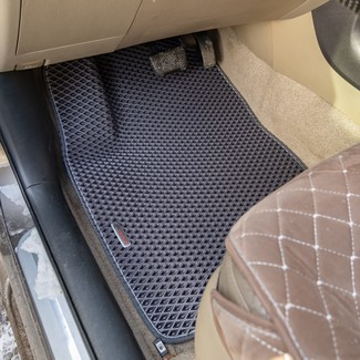 Коврики на Toyota Rav4 III 2006 - 2013 в Омске