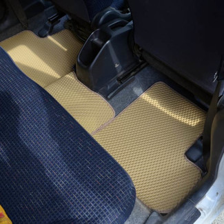 Коврики на Suzuki Ignis 2000 - 2008 в Омске