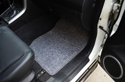 Коврики на Suzuki Grand Vitara III 2005 - 2016 в Омске