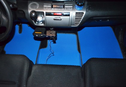 Коврики на Honda FR-V 2004 - 2009 в Омске
