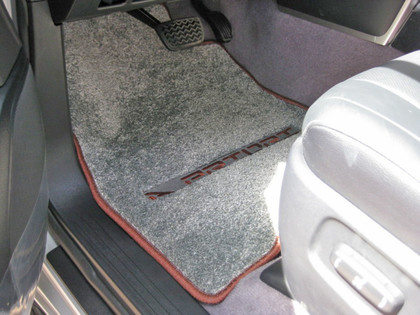 Коврики на Toyota Land Cruiser 200 2007 - 2021 в Омске