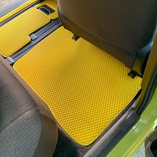 Коврики на Toyota Porte II 2012 - 2020 в Омске
