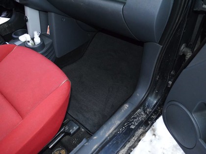 Коврики на Mitsubishi Colt VI 2002 - 2012 в Омске
